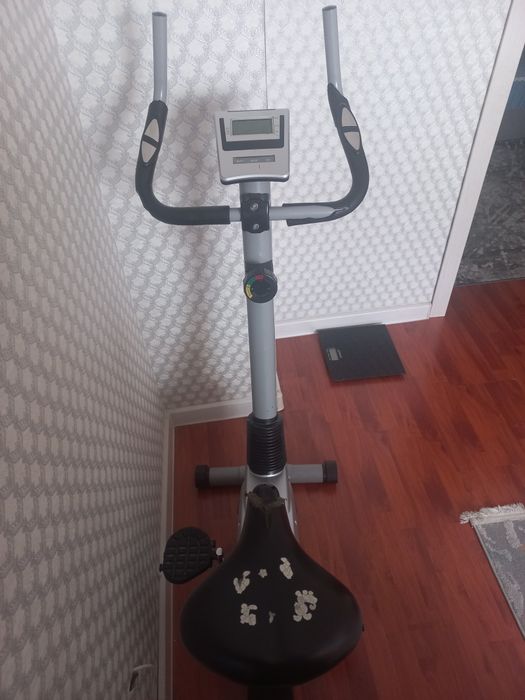 Велотренажёр продам