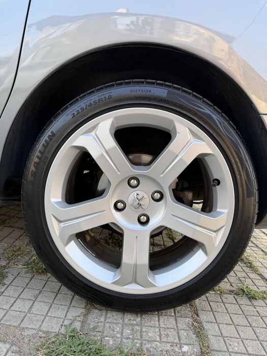 Джанти с гуми PEUGEOT/CITROEN 18цола 4x108