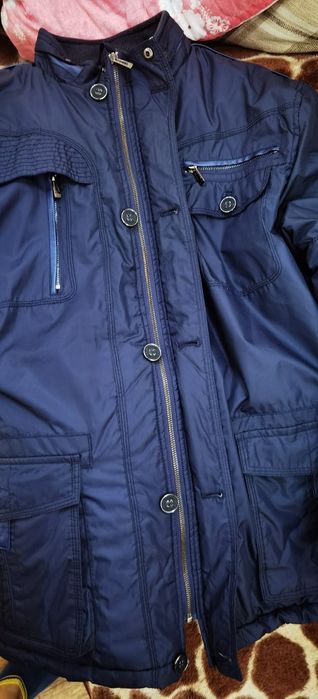 Продам зимнию куртку
