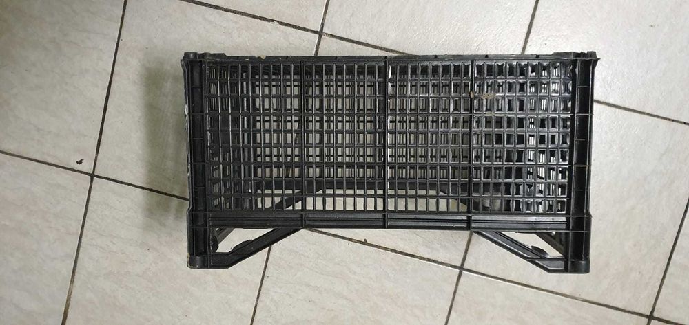 Vand ladite plastic legume fructe in Oradea