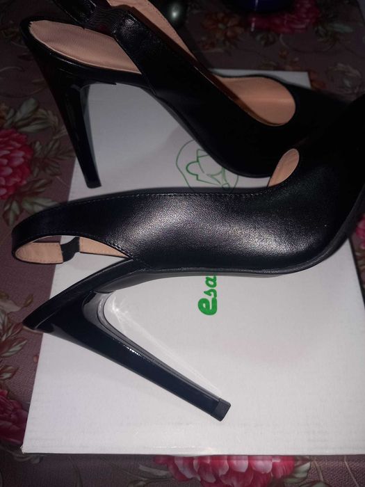 Pantofi din piele naturală