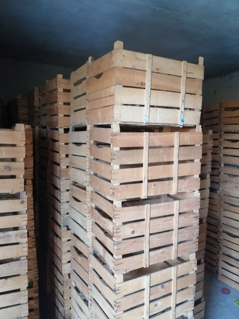 Дървени каси щайги с. Бяга • OLX.bg