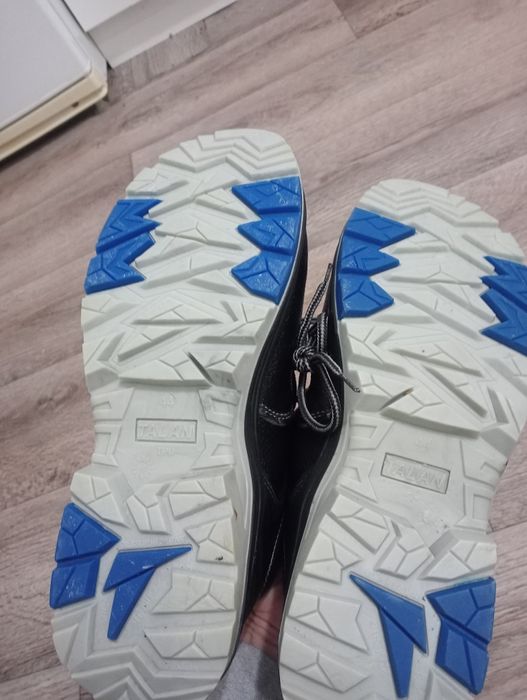 Спец рабочие  ботинки.