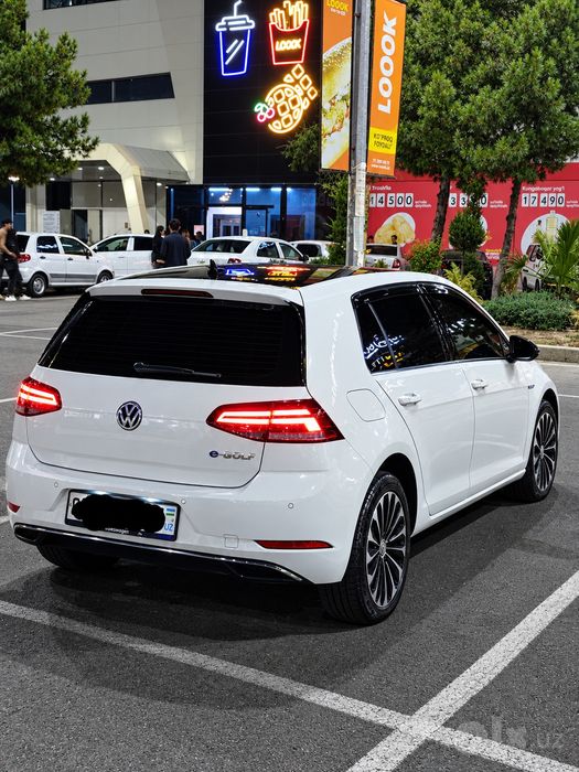 Volkswagen E-golf 2020