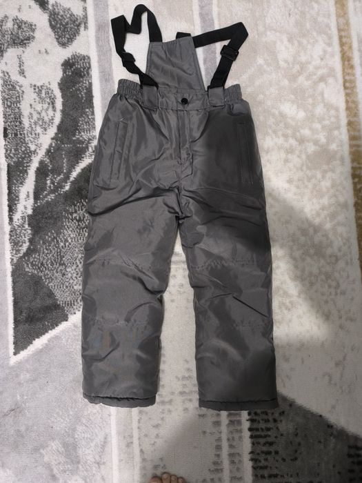 Зимний костюм на девочку.