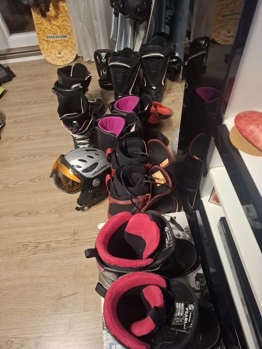 Boots Snowboard Casca Geaca Pantaloni Ski Snowboard