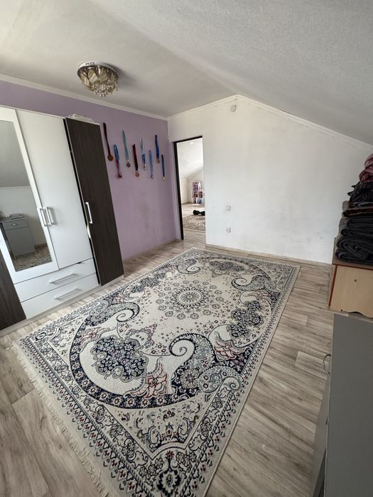 Продам мансардный дом срочно