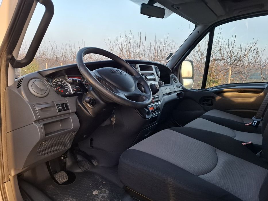 IVECO Daily 65C18 an 2011 3.0HPT 180CP 6 metri lungime