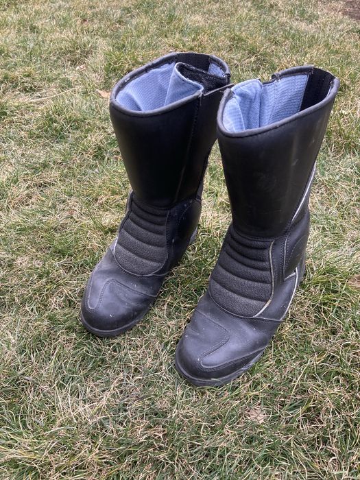 Vând casă Icon neagra