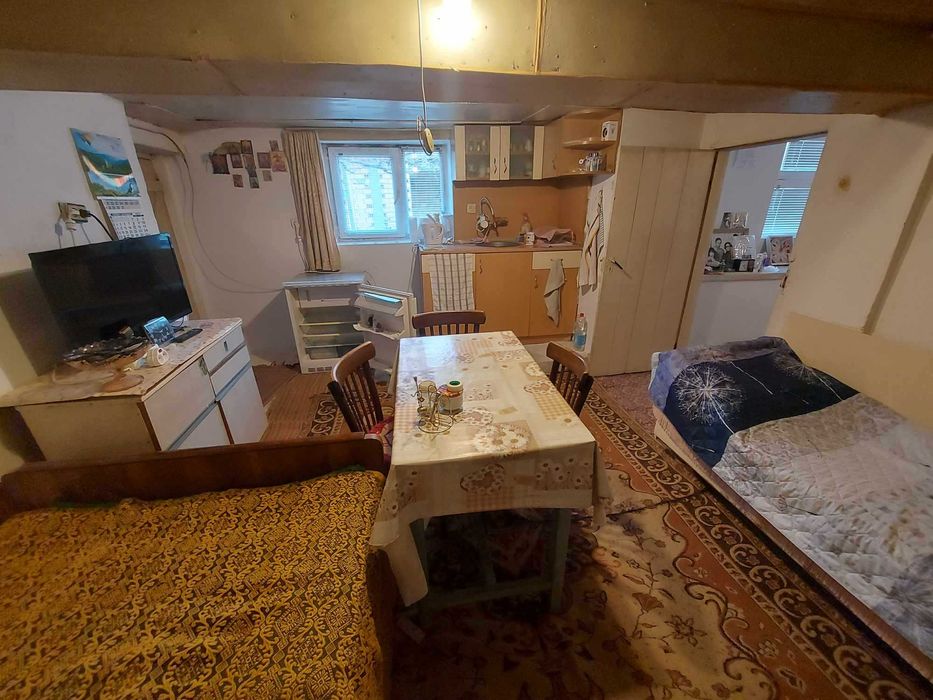 Продава се Къща в с. Васил Левски, Област Търговище - 100 кв.м за 536 €/кв.м - Снимка #2