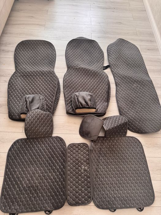 Чехлы на машину