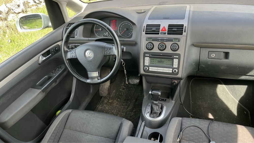 Vw Touran DSG Face Мотор Турбо Дюза Кутия Фар Стоп Броня Калник Врата