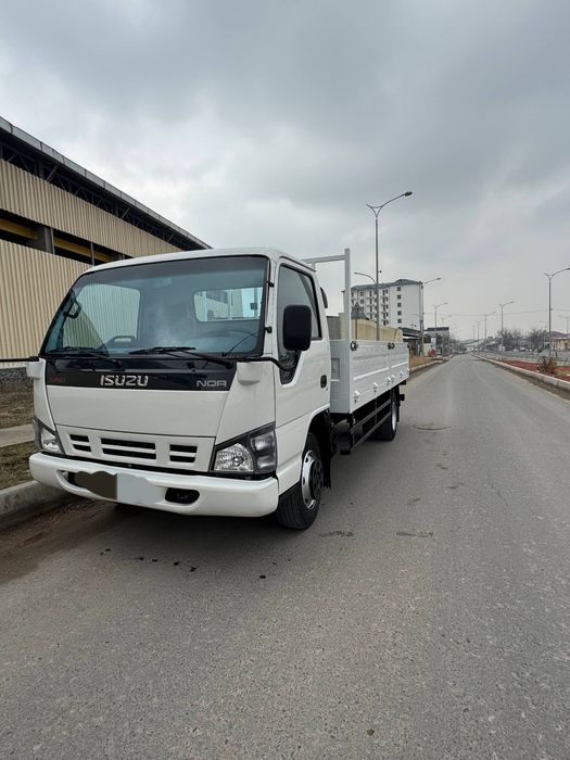 ISUZU sotiladi 2014yil 322.000km