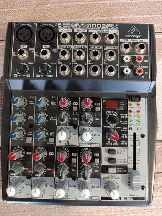 Vând Mixer audio