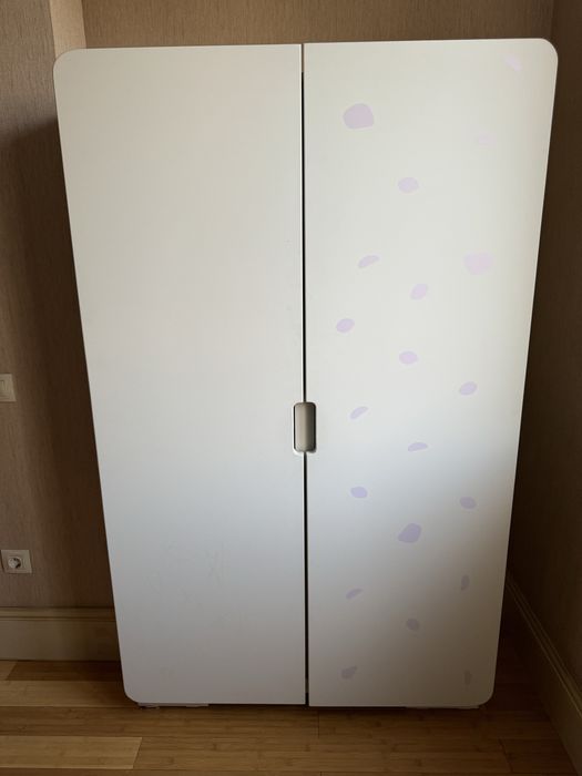 Детский шкаф-шифоньер.