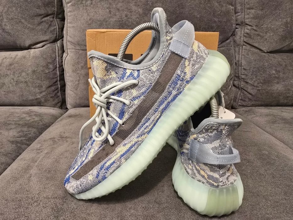 Adidas yezzi nr 40 int 25,5 cm preț 350 lei