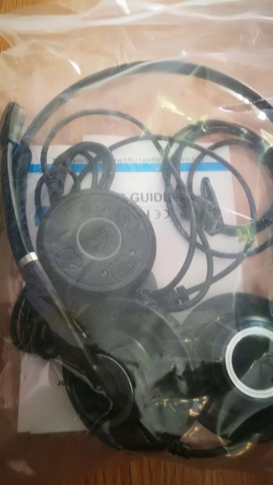 Продавам слушалки