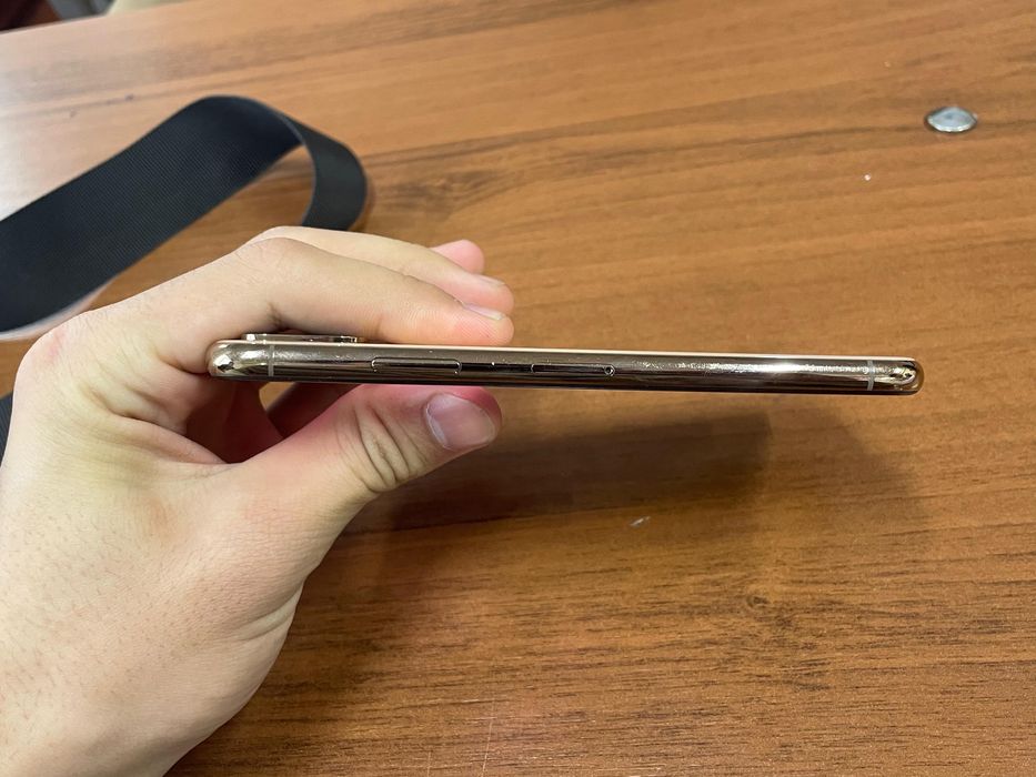 iPhone XS 64гб ориг