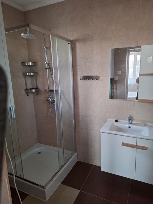 Propietar închiriez apartament 3 camere Otopeni
