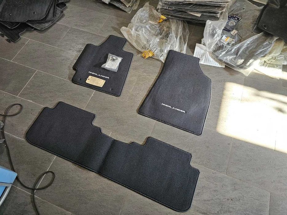 Полики Toyota highlander