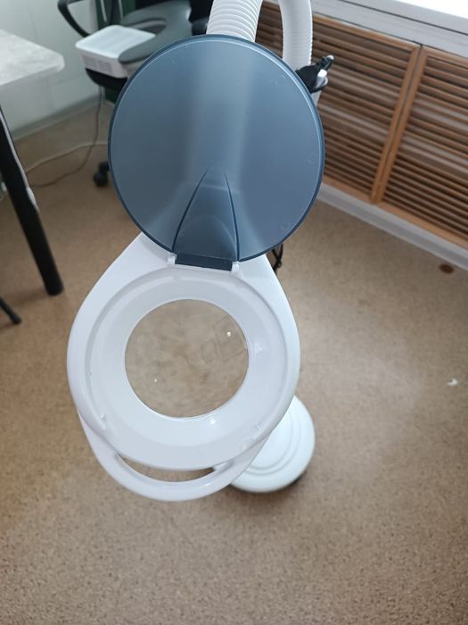 Продам Лампа-лупа