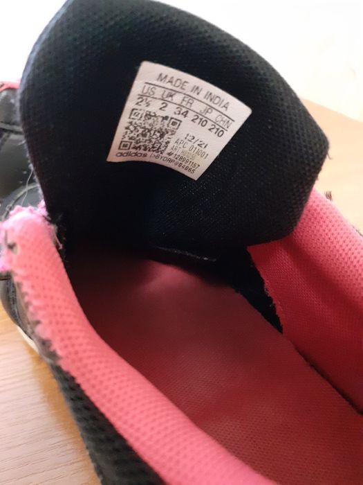 Маратонки два чифта