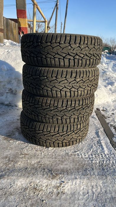 Продам к-т шин 205/55/16