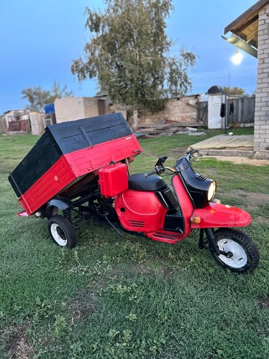 Мотороллер с прицепом
