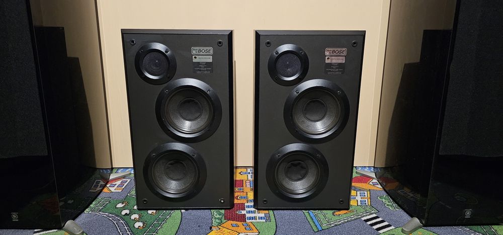 Studiocraft 400 ST by Bose sau Bose ML 4 boxe audio pe 3 cai