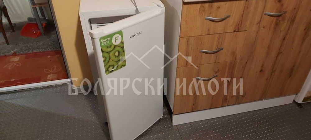 Дава се под наем Едностаен апартамент в Велико Търново, Център - 20 кв.м за 119.34 € - Снимка #3