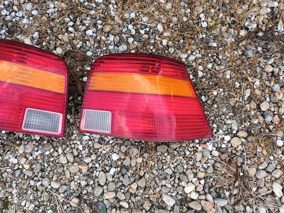 Ляв и десен стоп за фолксваген голф 4 VOLKSWAGEN GOLF 4