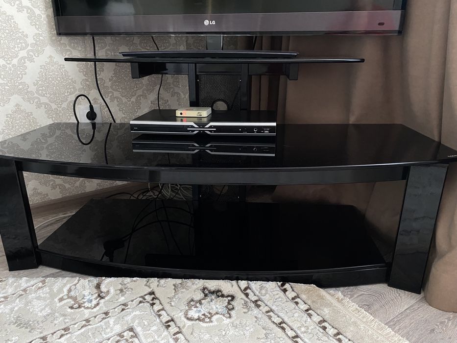 Подставка под телевизор