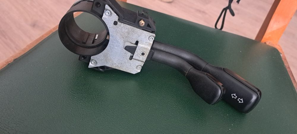 Ключ за мигачи audi b4