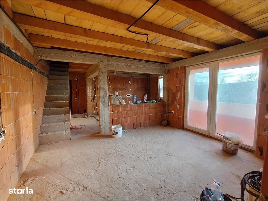 Reco Apartament nou cu 5 camere Beius