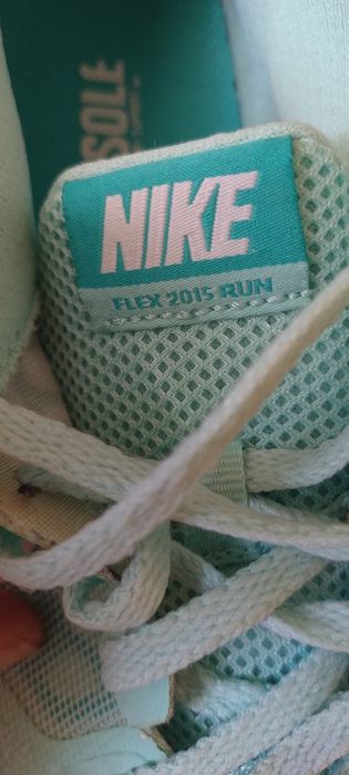 Дамски маратонки Nike