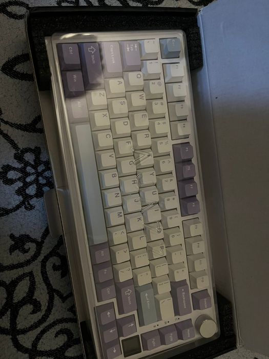 Ajazz AK820 Pro фиолетово белый