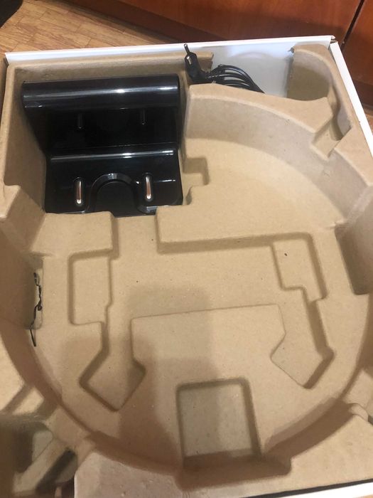 Продам робот пылесос