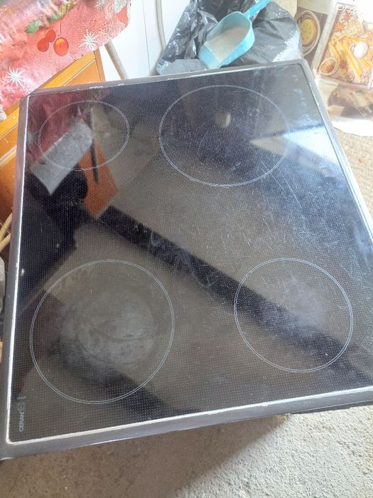 Set plită inducție și cuptor incorporabil electric  Siemens și Hota