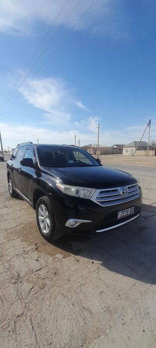 Тойота хайландер