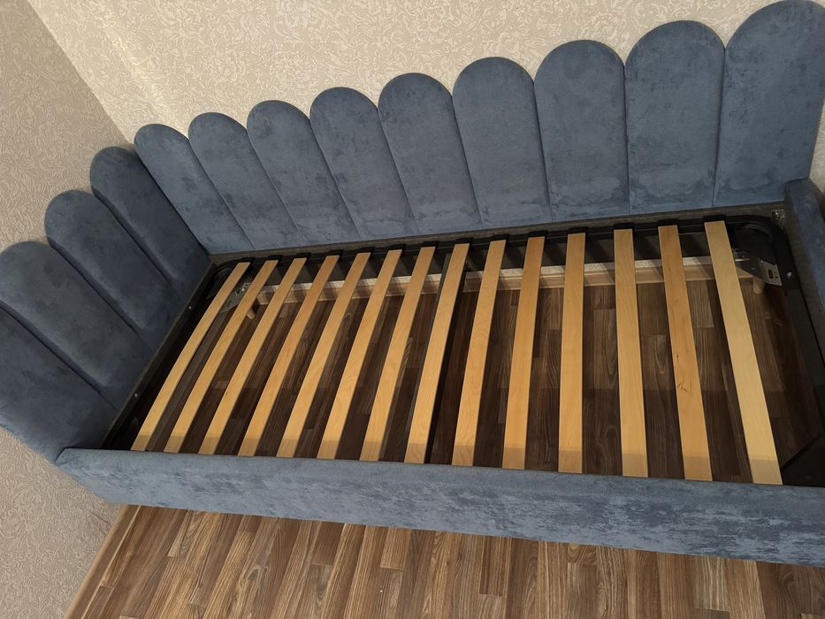 Продам кровать срочно