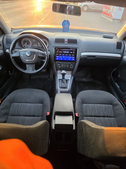 SKODA Octavia 2013 — imagine 4