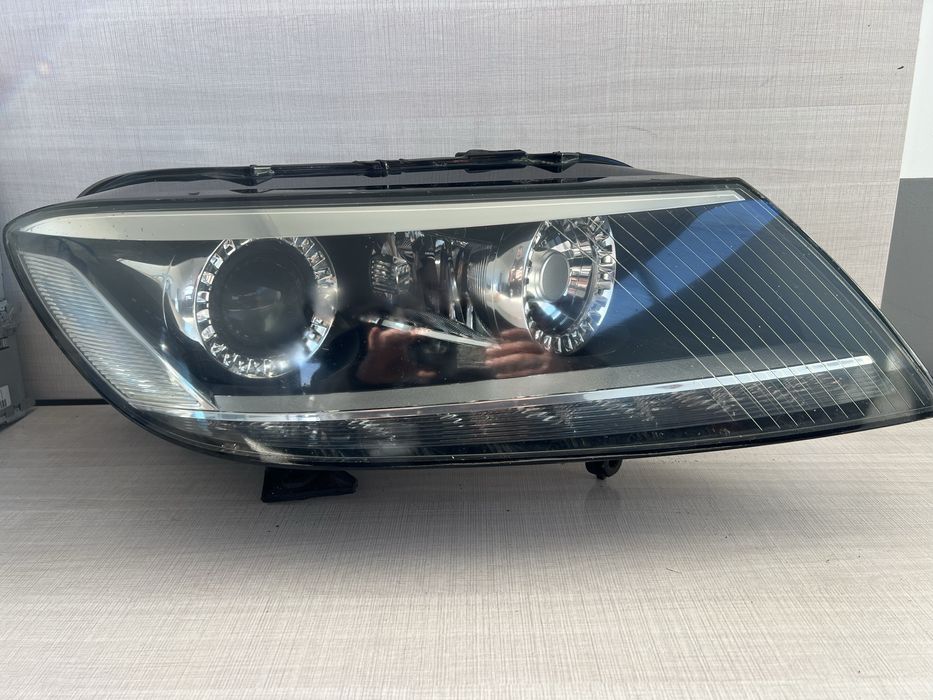 Фар VW Phaeton Bi-xenon Valeo  R