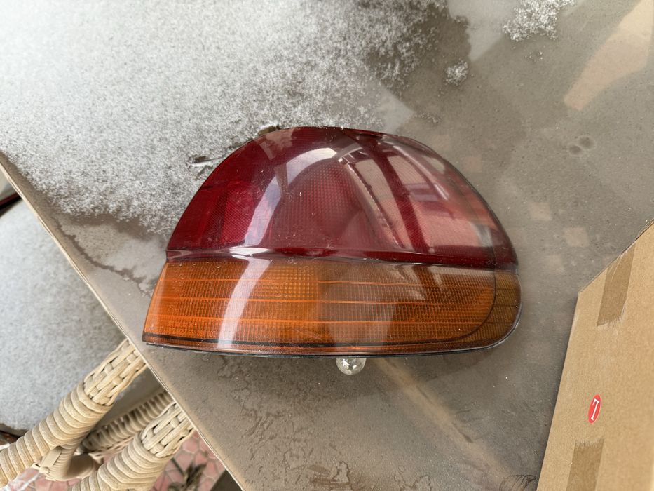 Задняя фара Subaru outback 1996 B3