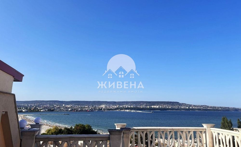 Продава се Тристаен апартамент в Варна, Аспарухово - 230 кв.м за 848 €/кв.м - Снимка #1