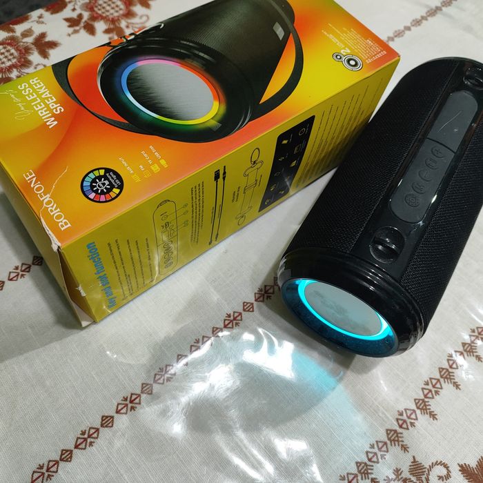 Портативная блютуз колонка