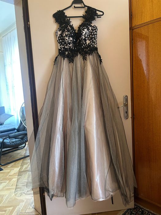 Официална рокля/Абитуриентска