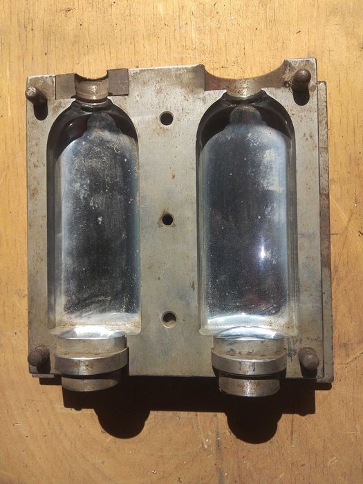 пресс-формы для выдува пэт тары