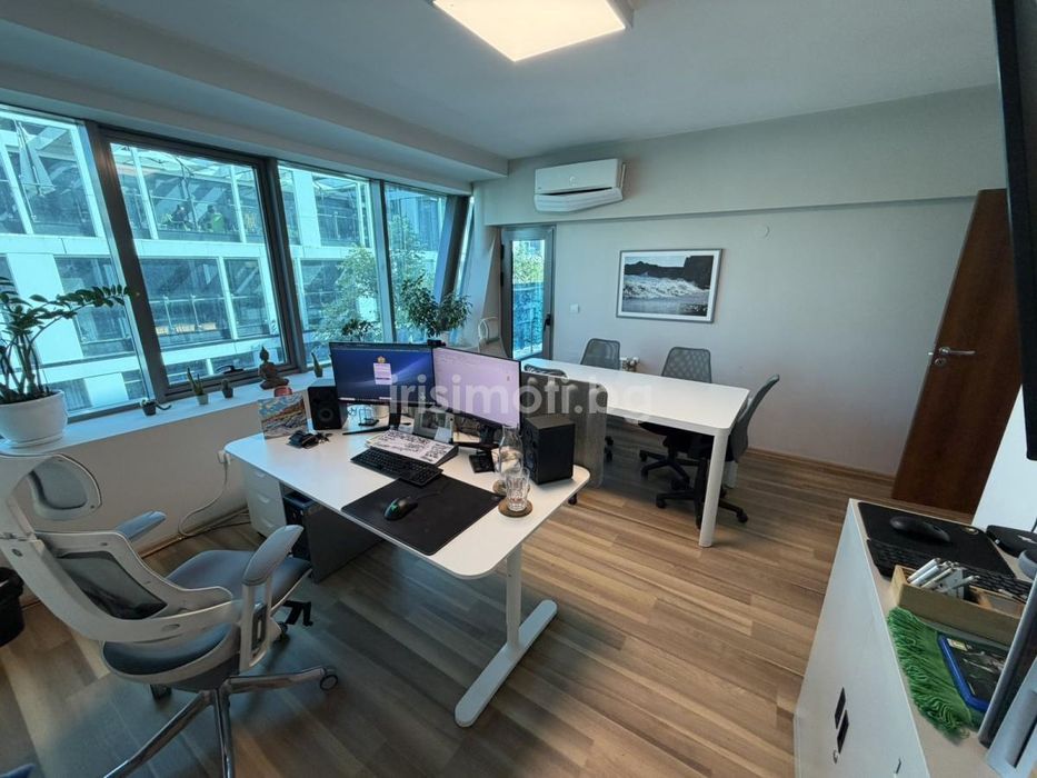 Продава се Четиристаен апартамент в София, Хиподрума - 169 кв.м за 1370 €/кв.м - Снимка #10