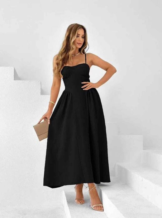 Дамска черна дълга едноцветна рокля