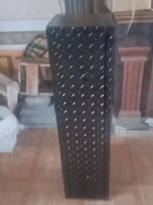 Продам 2 оружейных сейфа